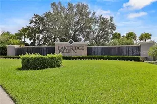 8120 Victoria Falls Cir, Sarasota, FL 34243 - Photo 40