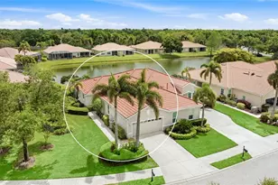 8120 Victoria Falls Cir, Sarasota, FL 34243 - Photo 4