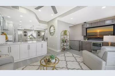 235 Cocoanut Avenue #106-B, Sarasota, FL 34236 - Photo 8