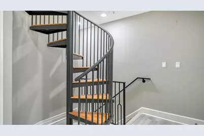 235 Cocoanut Avenue #106-B, Sarasota, FL 34236 - Photo 24