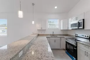 520 12th Ave W, Bradenton, FL 34205 - Photo 10