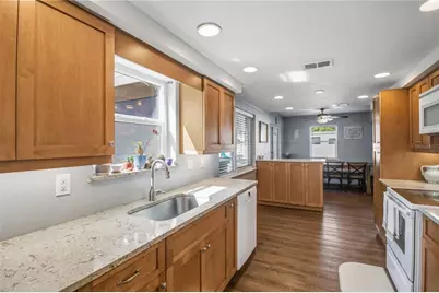 7804 54th Court E, Palmetto, FL 34221 - Photo 14