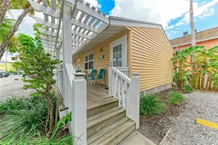 1603 Gulf Dr N, Bradenton Beach, FL 34217 - Photo 2