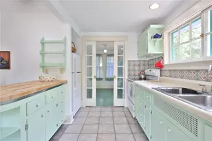 708 42nd St, Sarasota, FL 34234 - Photo 16