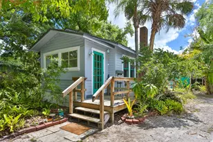 708 42nd St, Sarasota, FL 34234 - Photo 4
