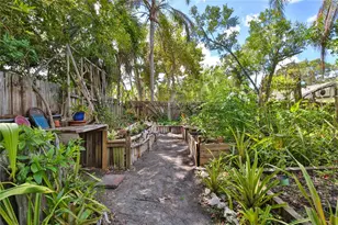 708 42nd St, Sarasota, FL 34234 - Photo 48