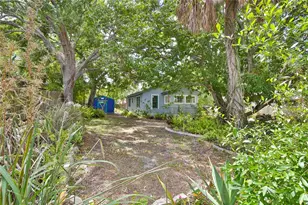 708 42nd St, Sarasota, FL 34234 - Photo 2