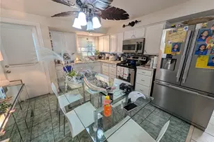 2731 17th St, Sarasota, FL 34234 - Photo 2