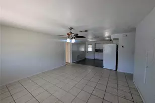 2731 17th St, Sarasota, FL 34234 - Photo 4