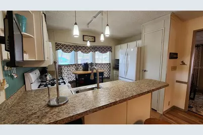 3300 26th Avenue E #102, Bradenton, FL 34208 - Photo 14