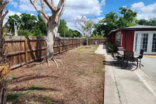 3050 8th St, Sarasota, FL 34237 - Photo 24