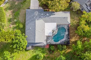 5102 Estates Cir, Sarasota, FL 34243 - Photo 4