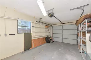 2529 Golden Poinciana Pl, Sarasota, FL 34232 - Photo 30