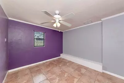 2529 Golden Poinciana Place, Sarasota, FL 34232 - Photo 8