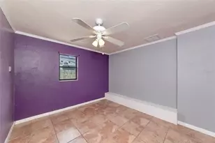 2529 Golden Poinciana Pl, Sarasota, FL 34232 - Photo 8