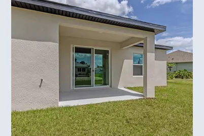 1047 Comfort Lane, North Port, FL 34288 - Photo 4