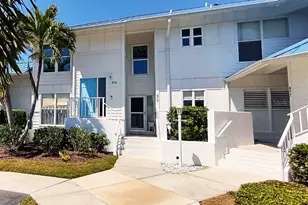 876 Audubon Dr, Bradenton, FL 34209 - Photo 1