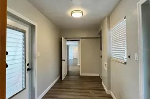 2624 Sunnybrook Dr, Sarasota, FL 34239 - Photo 14