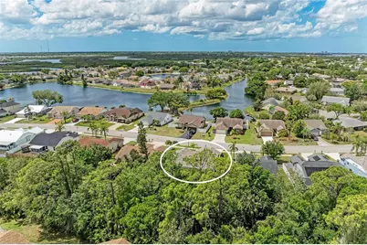 1007 50th Street E, Bradenton, FL 34208 - Photo 4