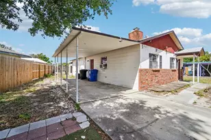 7227 32nd Ave N, Saint Petersburg, FL 33710 - Photo 4