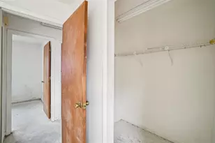 7227 32nd Ave N, Saint Petersburg, FL 33710 - Photo 28