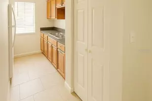 7520 Needle Leaf Pl, Tampa, FL 33617 - Photo 2