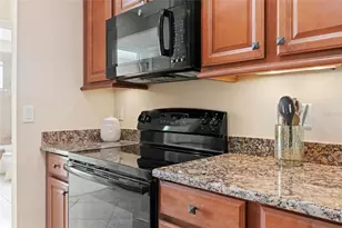 7321 Skybird Rd, Bradenton, FL 34209 - Photo 8