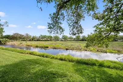 7668 Bergamo Avenue, Sarasota, FL 34238 - Photo 32