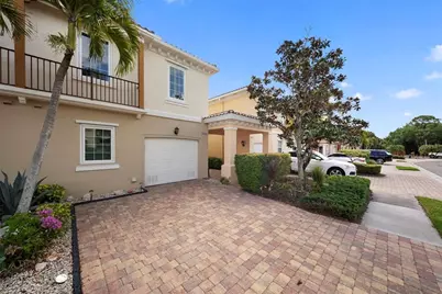 7668 Bergamo Avenue, Sarasota, FL 34238 - Photo 44