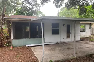 1063 40th St, Sarasota, FL 34234 - Photo 2