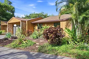 2510 Nightingale Ln, Bradenton, FL 34209 - Photo 2