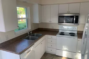 365 Scott St, Nokomis, FL 34275 - Photo 8