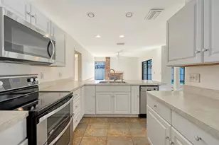 1844 Oak View Dr, Sarasota, FL 34232 - Photo 16