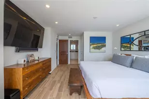 5400 Ocean Blvd, Sarasota, FL 34242 - Photo 10