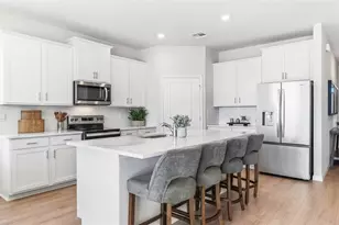 4412 Bale Ln, Lakewood Ranch, FL 34211 - Photo 4