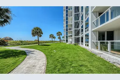 2425 Gulf Of Mexico Drive #1A, Longboat Key, FL 34228 - Photo 30