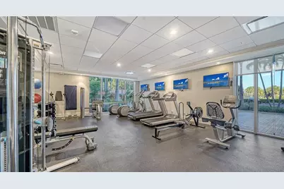 2425 Gulf Of Mexico Drive #1A, Longboat Key, FL 34228 - Photo 38