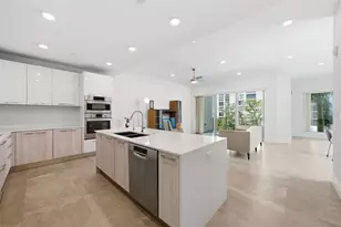 711 S Palm Ave, Sarasota, FL 34236 - Photo 12