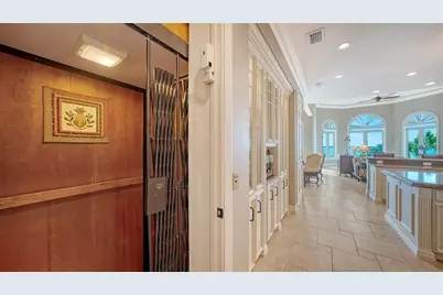 1240 Hillview Drive, Sarasota, FL 34239 - Photo 26