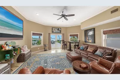 1240 Hillview Drive, Sarasota, FL 34239 - Photo 42