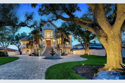 1240 Hillview Drive, Sarasota, FL 34239 - Photo 8
