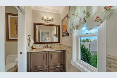 1240 Hillview Drive, Sarasota, FL 34239 - Photo 38