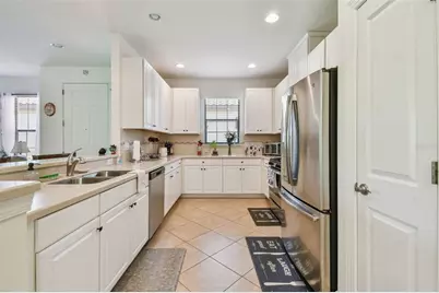 10205 Saint Francis Terrace, Palmetto, FL 34221 - Photo 12