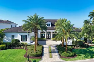 313 Lookout Point Dr, Osprey, FL 34229 - Photo 12