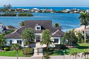 313 Lookout Point Dr, Osprey, FL 34229 - Photo 12