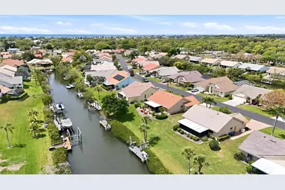 140 Inlets Boulevard #140, Nokomis, FL 34275 - Photo 4