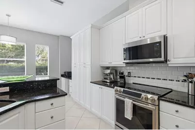 5514 46th Court W, Bradenton, FL 34210 - Photo 12