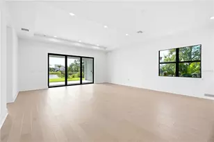 19030 Wisdom Ln, Venice, FL 34293 - Photo 8