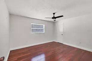 3927 Desoto Rd, Sarasota, FL 34235 - Photo 38