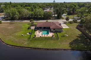 3927 Desoto Rd, Sarasota, FL 34235 - Photo 64